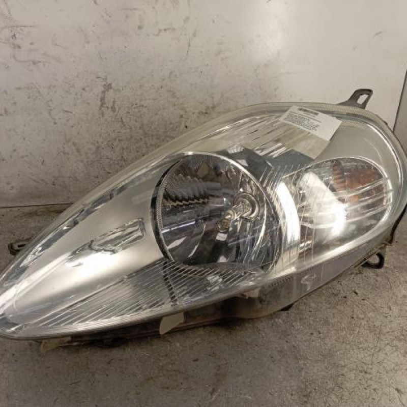 Optique avant principal gauche (feux)(phare) FIAT GRANDE PUNTO