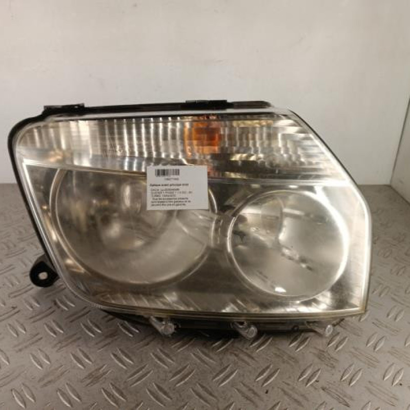 Optique avant principal droit (feux)(phare) DACIA DUSTER 1