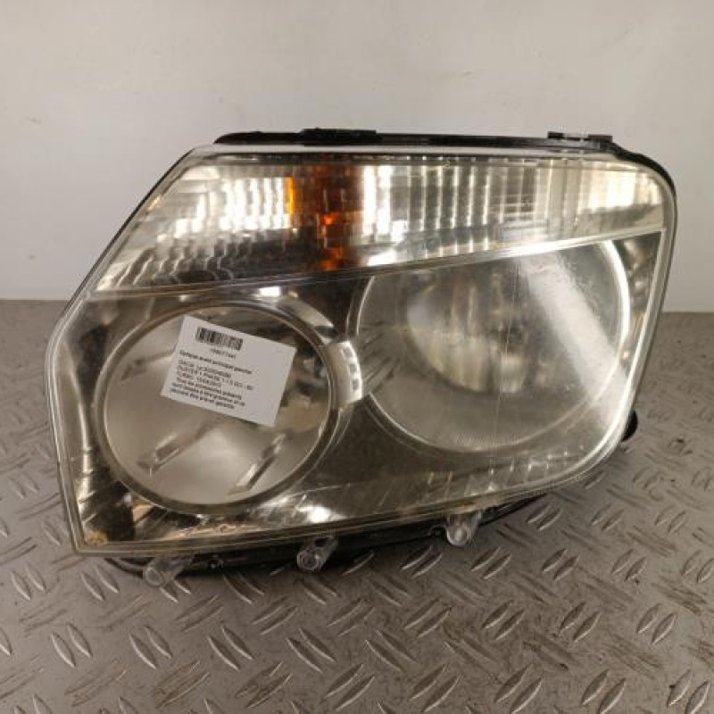 Optique avant principal gauche (feux)(phare) DACIA DUSTER 1