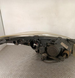 Optique avant principal gauche (feux)(phare) PEUGEOT 5008 1
