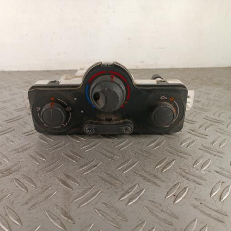 Commande chauffage RENAULT CLIO 3 Commande chauffage RENAULT CLIO 3