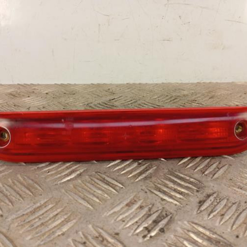 Feu arriere stop central FIAT DUCATO 3 Feu arriere stop central FIAT DUCATO 3