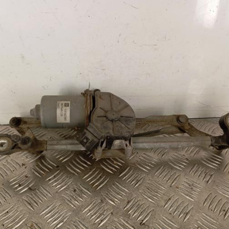 Moteur essuie glace avant OPEL CORSA D Moteur essuie glace avant OPEL CORSA D