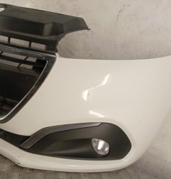 Pare choc avant PEUGEOT 208 1