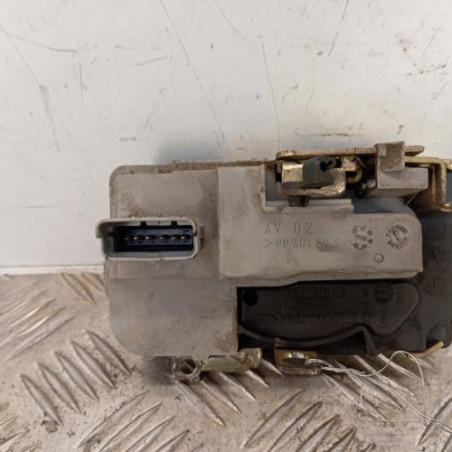 Serrure avant droit PEUGEOT 206