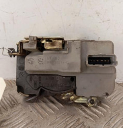 Serrure avant gauche PEUGEOT 206