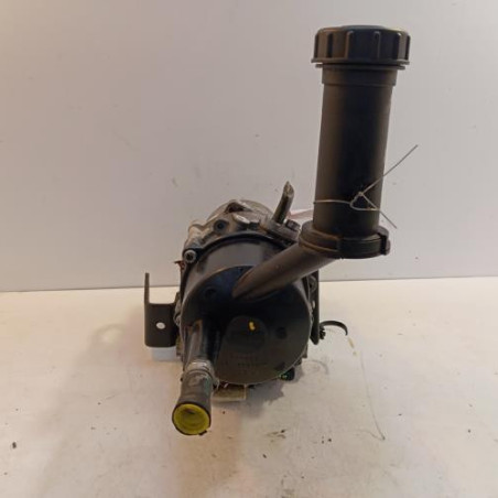 Pompe de direction PEUGEOT 3008 1