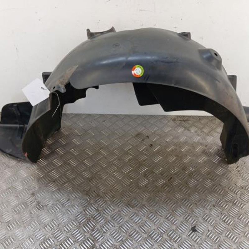 Pare boue arriere droit RENAULT CLIO 4 Pare boue arriere droit RENAULT CLIO 4
