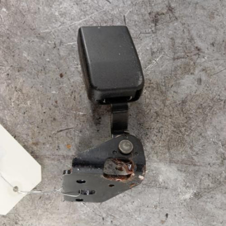 Attache ceinture arriere droit PEUGEOT 307