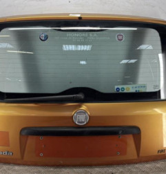 Malle/Hayon arriere FIAT PANDA 2 Photo n°1