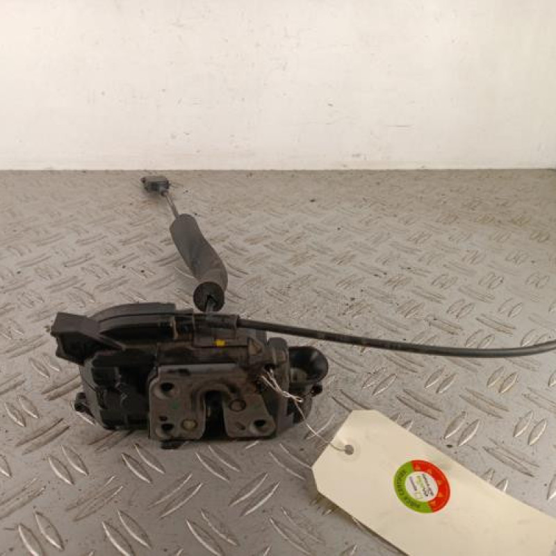 Serrure avant gauche RENAULT LAGUNA 3 Serrure avant gauche RENAULT LAGUNA 3