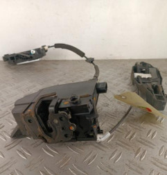 Serrure avant gauche PEUGEOT 308 2
