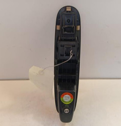 Interrupteur de leve vitre avant gauche FIAT PUNTO 3