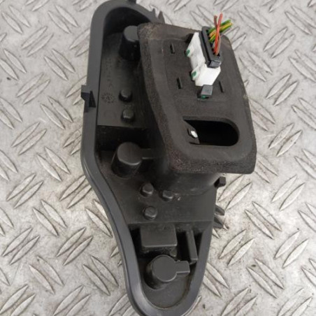 Platine feu arriere droit CITROEN C3 2