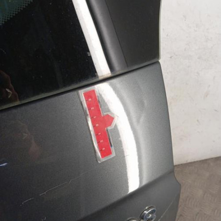 Malle/Hayon arriere PEUGEOT 5008 1