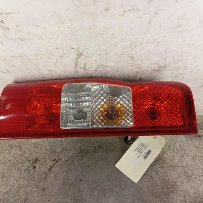 Feu arriere principal gauche (feux) FORD TRANSIT 4 Feu arriere principal gauche (feux) FORD TRANSIT 4