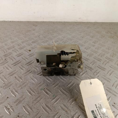 Serrure arriere droit RENAULT CLIO 2 CAMPUS