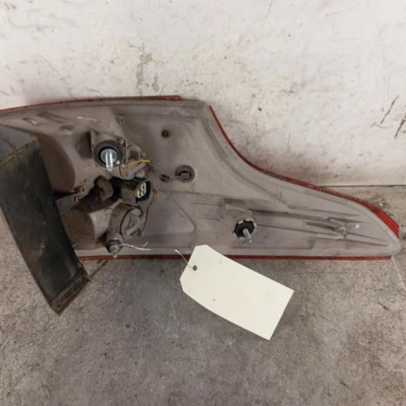 Feu arriere principal droit (feux) FORD FOCUS 3 Feu arriere principal droit (feux) FORD FOCUS 3