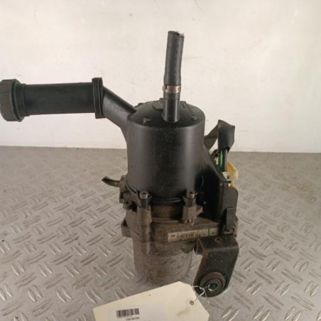 Pompe de direction PEUGEOT 5008 1