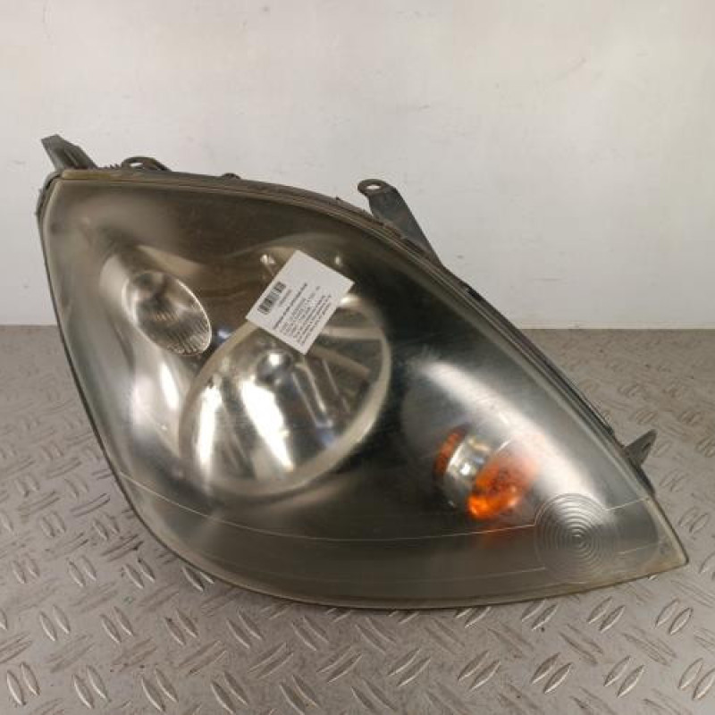 Optique avant principal droit (feux)(phare) FORD FIESTA 5