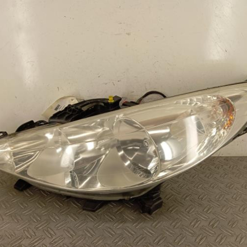 Optique avant principal gauche (feux)(phare) PEUGEOT 207