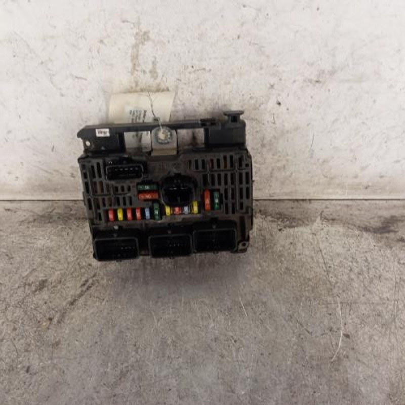Boitier servitude moteur (BSM) CITROEN C4 1 Boitier servitude moteur (BSM) CITROEN C4 1