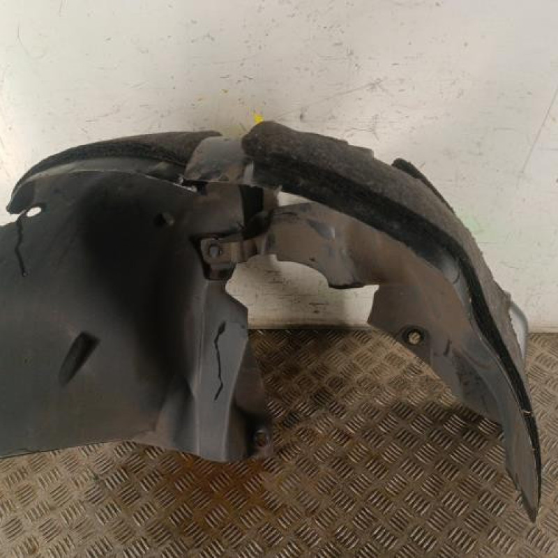 Pare boue avant gauche RENAULT CLIO 4