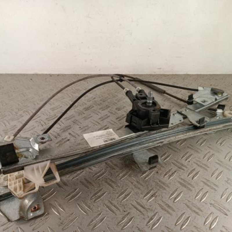 Leve vitre mecanique avant gauche CITROEN BERLINGO 1