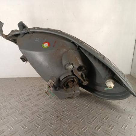 Optique avant principal droit (feux)(phare) TOYOTA YARIS VERSO