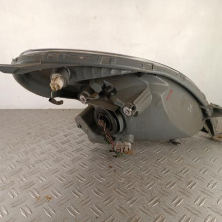 Optique avant principal gauche (feux)(phare) TOYOTA YARIS VERSO