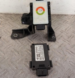 Boitier radar de recul RENAULT CLIO 5 Photo n°1