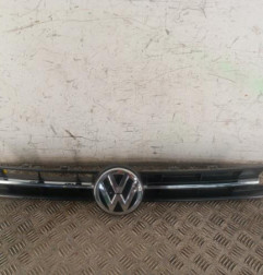 Calandre VOLKSWAGEN POLO 6 Photo n°1