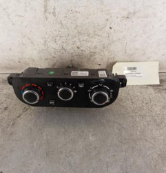 Commande chauffage DACIA SPRING Photo n°1