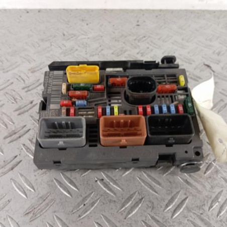 Boitier servitude moteur (BSM) PEUGEOT 5008 1 Photo n°1