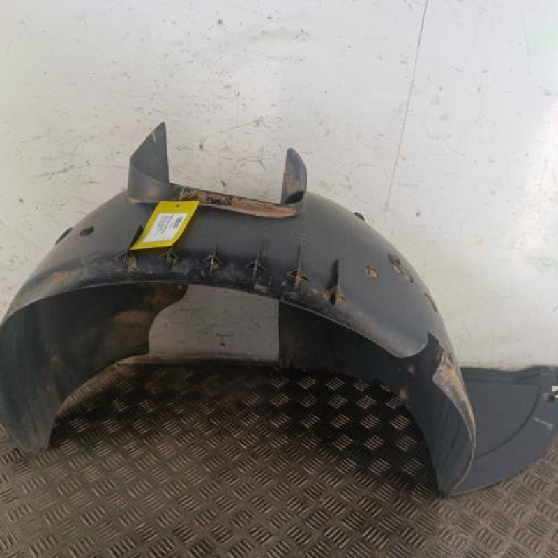 Pare boue avant droit PEUGEOT 307