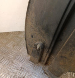 Pare boue avant gauche FORD FIESTA 5 Photo n°3