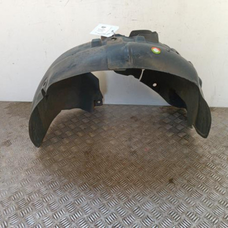 Pare boue avant gauche RENAULT CLIO 4 Photo n°1