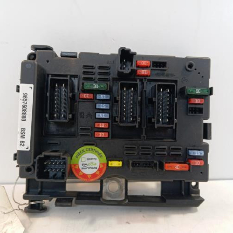 Boitier servitude moteur (BSM) PEUGEOT 206+ Boitier servitude moteur (BSM) PEUGEOT 206+