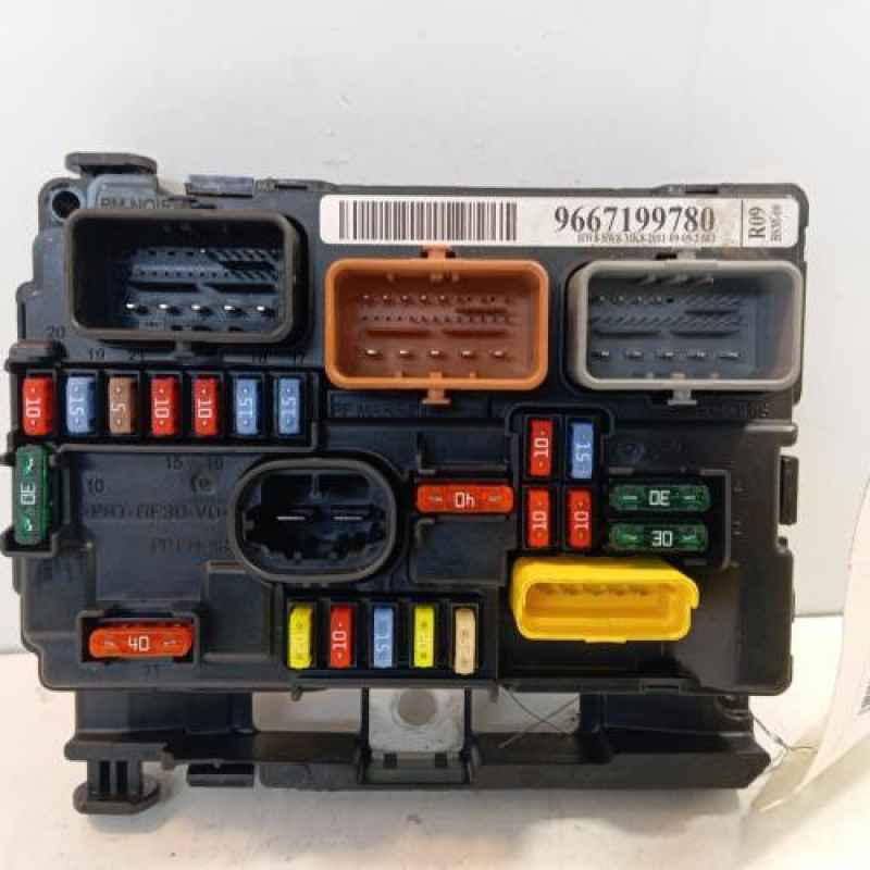 Boitier servitude moteur (BSM) PEUGEOT 207