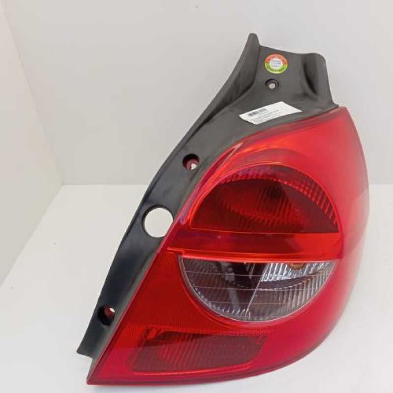 Feu arriere principal droit (feux) RENAULT CLIO 3 Feu arriere principal droit (feux) RENAULT CLIO 3