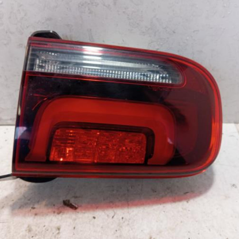 Feu arriere secondaire droit (feux) CITROEN C4 CACTUS Feu arriere secondaire droit (feux) CITROEN C4 CACTUS