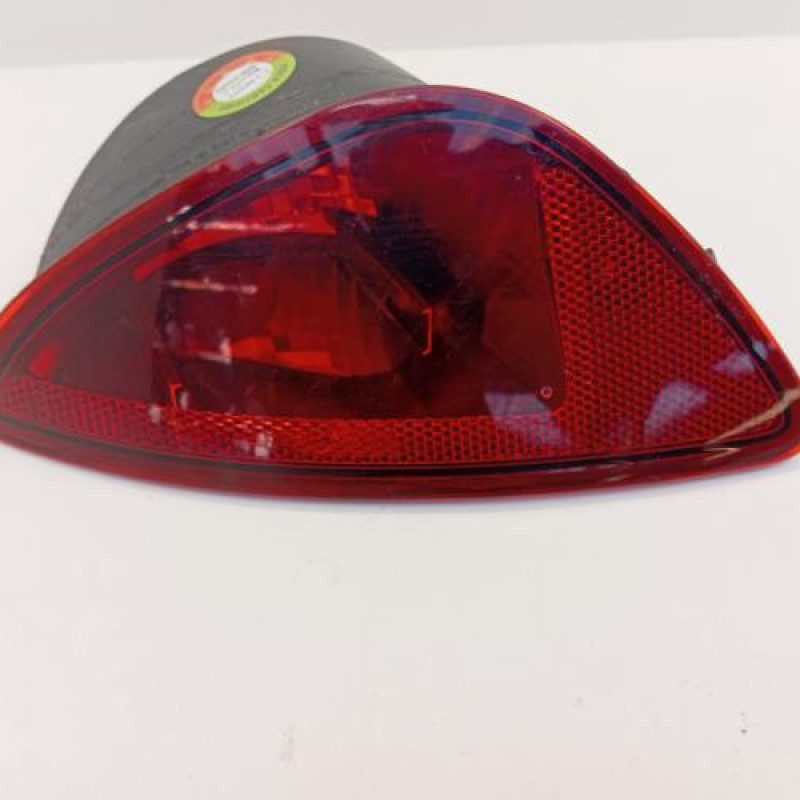 Feu de pare choc arriere droit RENAULT CLIO 3 Feu de pare choc arriere droit RENAULT CLIO 3
