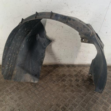 Pare boue avant droit FIAT GRANDE PUNTO Photo n°1