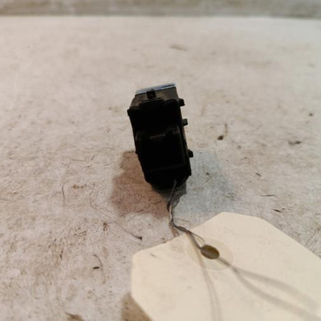 Interrupteur de leve vitre arriere droit FORD KUGA 2