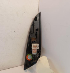 Interrupteur de leve vitre arriere droit NISSAN PULSAR