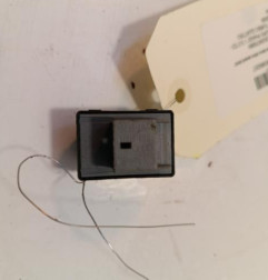 Interrupteur de leve vitre avant droit AUDI A5 1