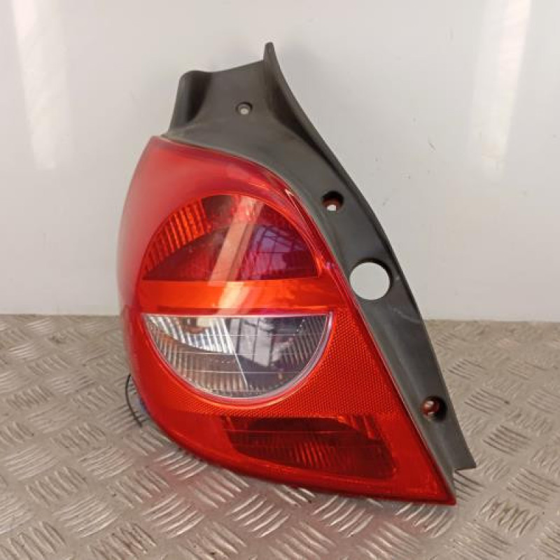 Feu arriere principal gauche (feux) RENAULT CLIO 3