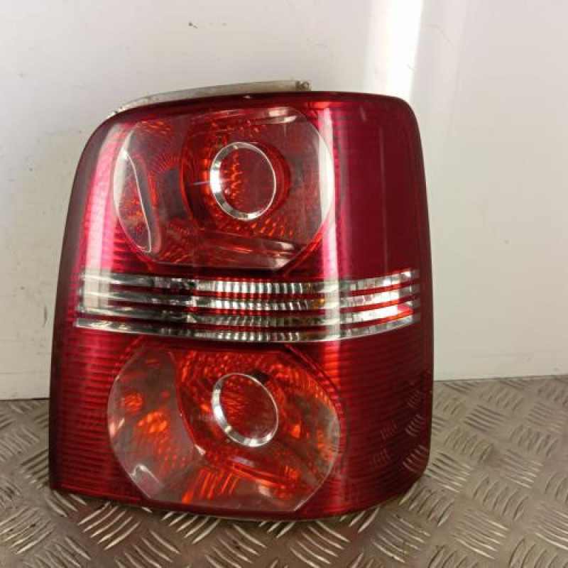 Feu arriere principal droit (feux) VOLKSWAGEN TOURAN 1