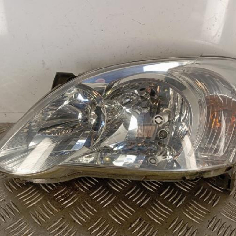 Optique avant principal gauche (feux)(phare) TOYOTA COROLLA 10