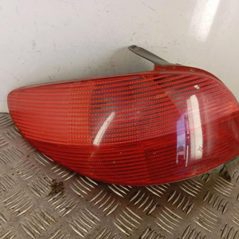 Feu arriere principal gauche (feux) PEUGEOT 206